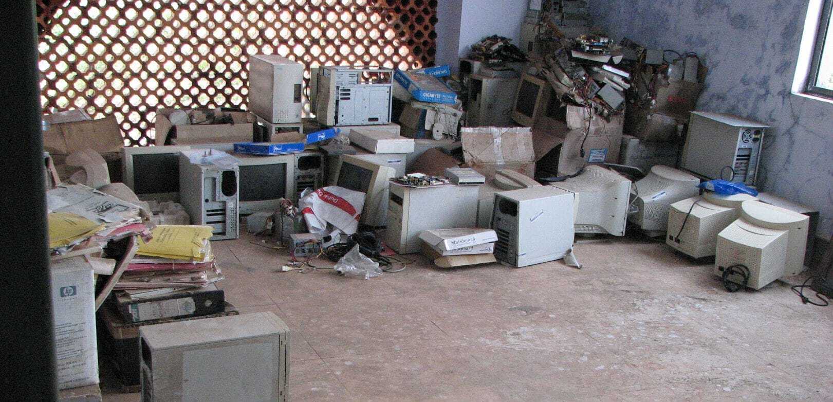 E waste1 e1569893450160 - Electronic Waste - Junk Removal